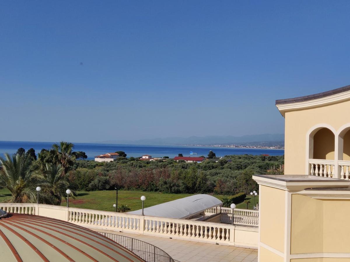 Parco Dei Principi Hotel Roccella Ionica Kültér fotó
