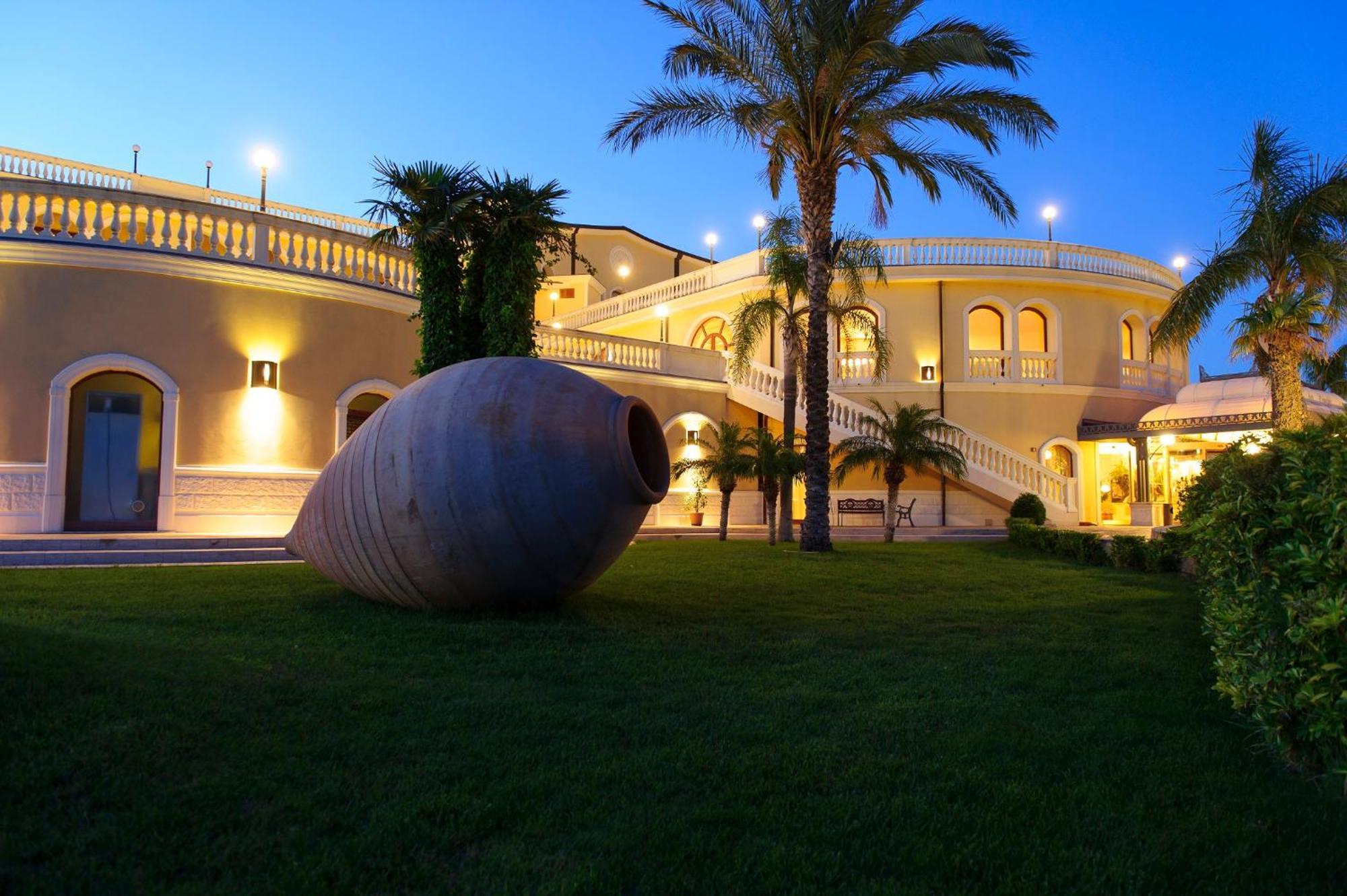 Parco Dei Principi Hotel Roccella Ionica Kültér fotó