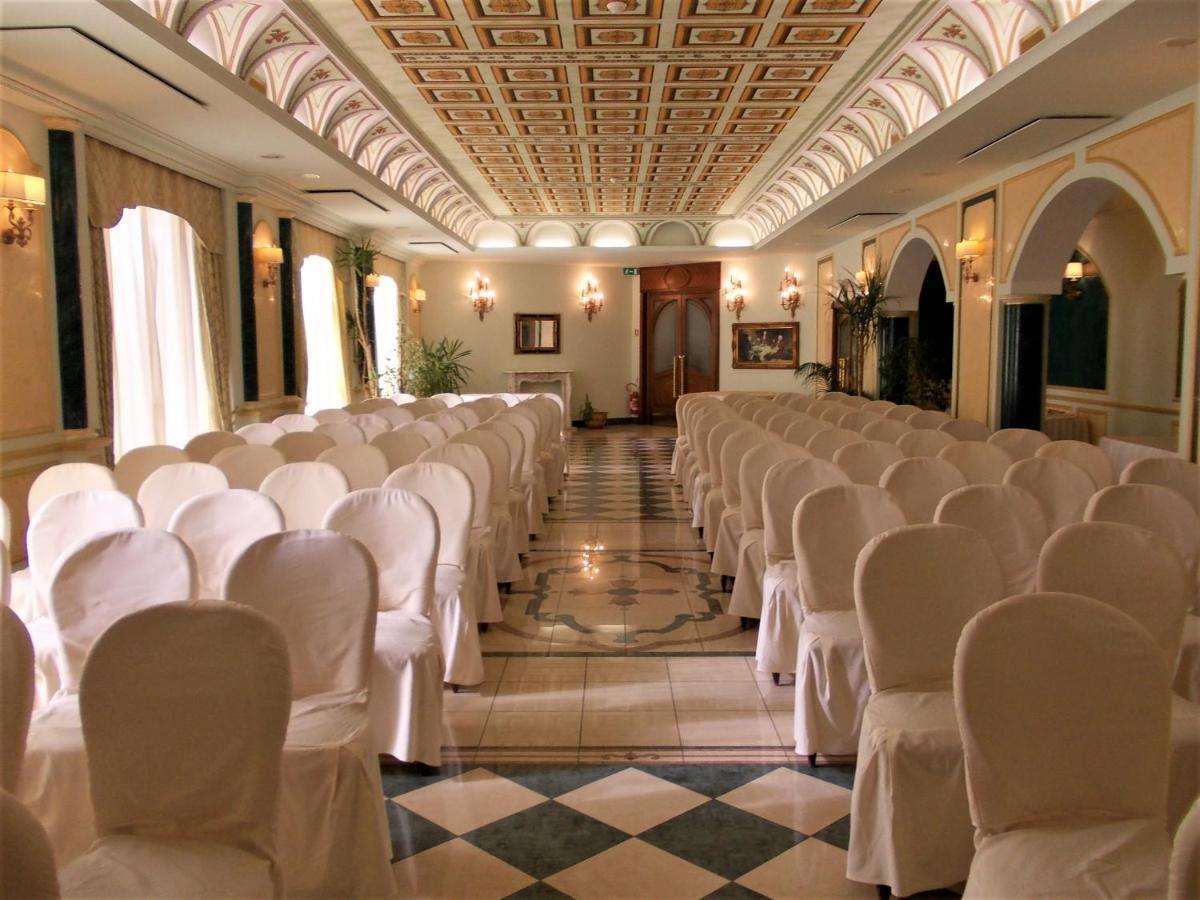 Parco Dei Principi Hotel Roccella Ionica Kültér fotó